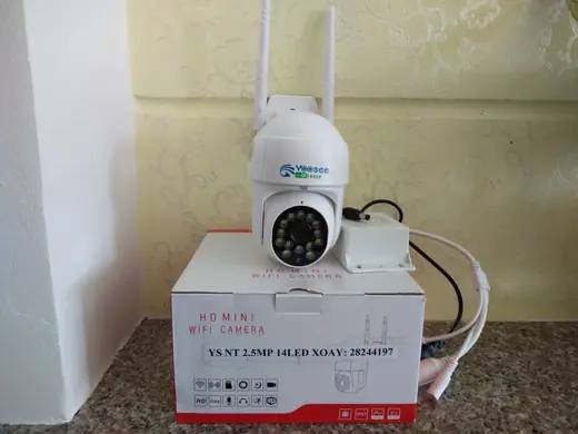 Camera wifi xoay 360° ngoài trời